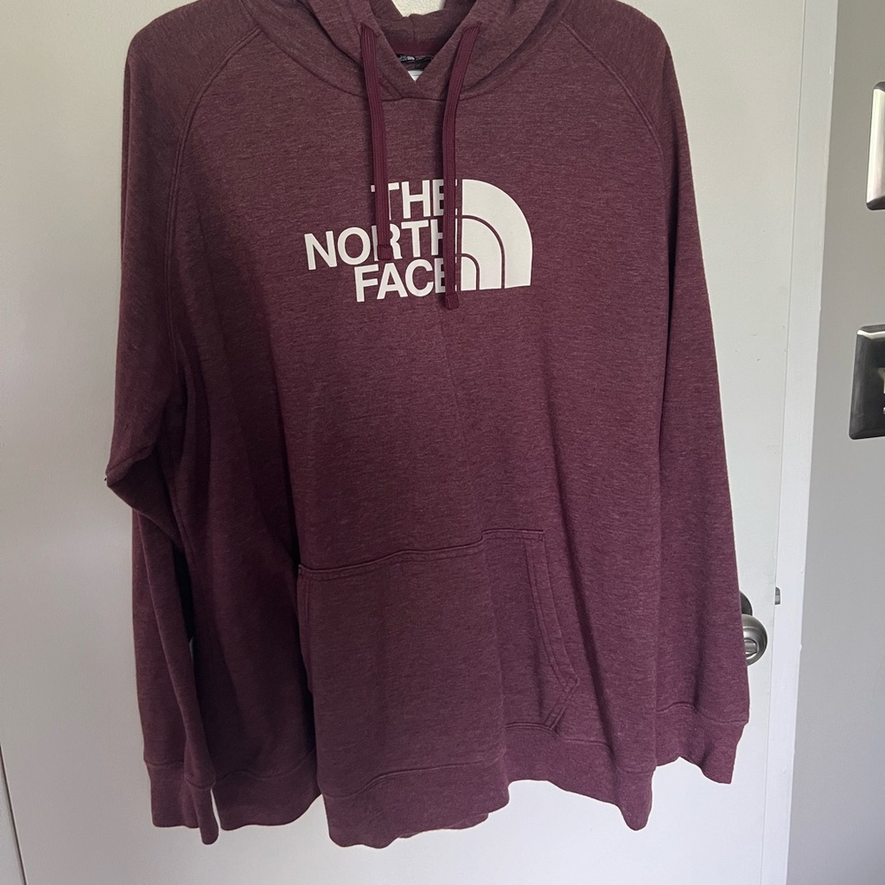 The North Face Women’s Sweatshirt